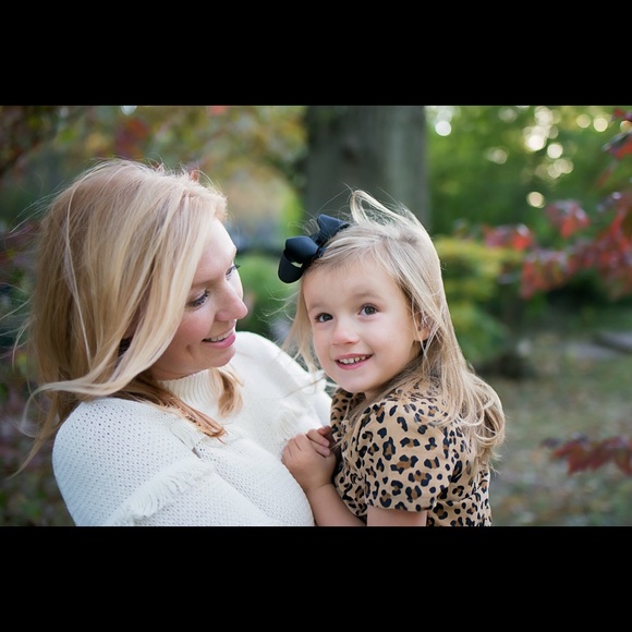 Meet your Posher, Tabitha - Picture 2 of 3